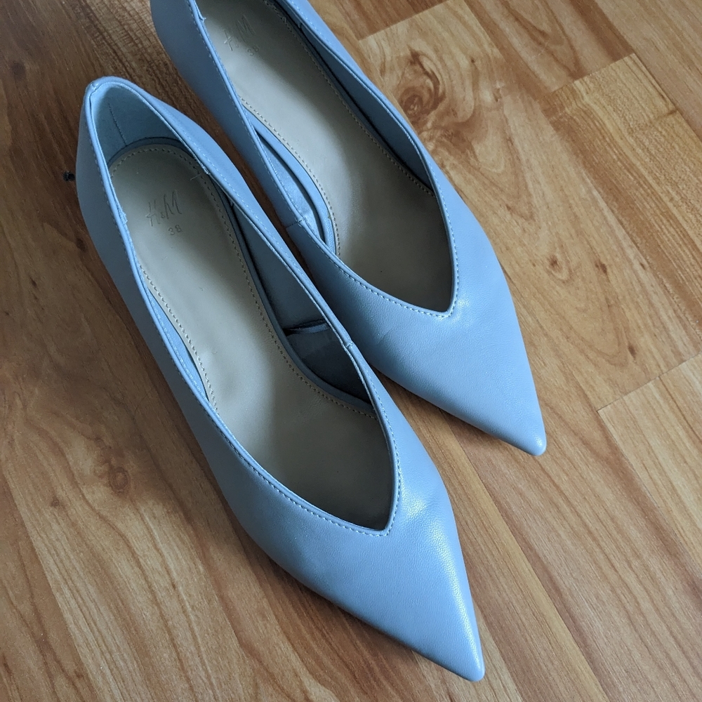 Pointed pumps - Picture 1 of 11